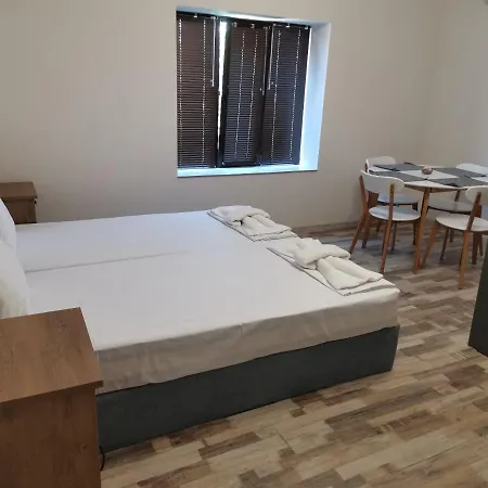 Apartman кулата *